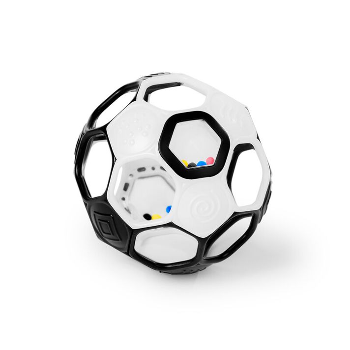 BRIGHT STARTS - Jucărie RATTLE GOALS™ 10 cm Black & White  0luni+