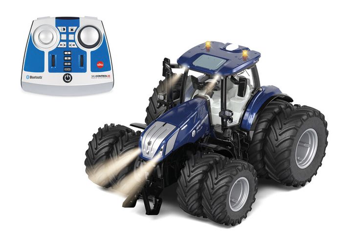 SIKU - Control - Bluetooth New Holland T7.315 cu roți duble și telecomandă 6730